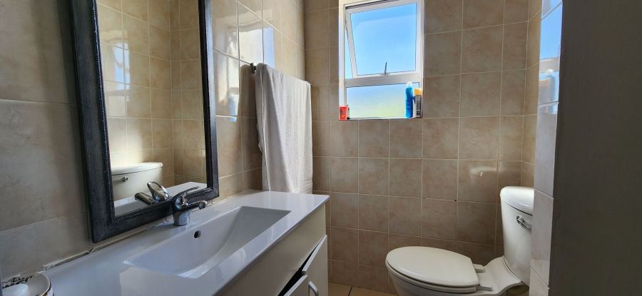 To Let 3 Bedroom Property for Rent in Parklands Western Cape